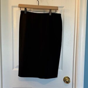 Calvin Klein Elegant Black Pencil Skirt